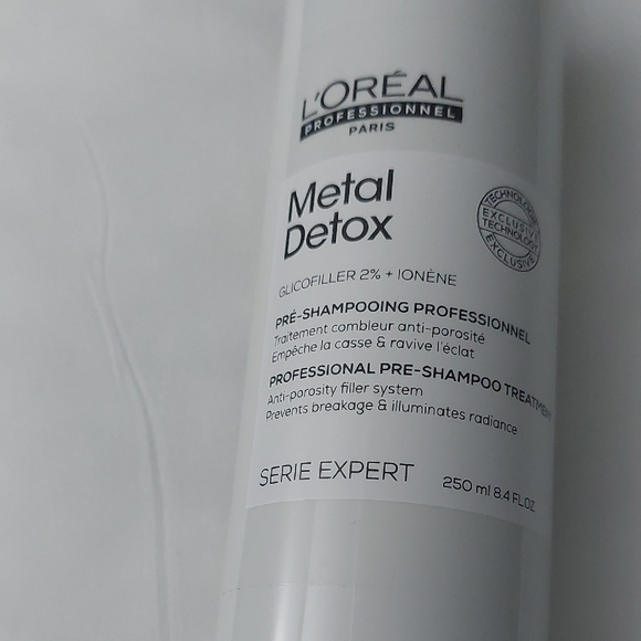 L'Oreal Serie Expert Metal Detox Pre-Shampoo - Picture 4 of 6
